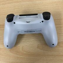 美品 SONY PlayStation 4用 ワイヤレスコントローラー (DUALSHOCK4) CUH-ZCT2J13 ホワイト コントローラー・周辺機器_画像3