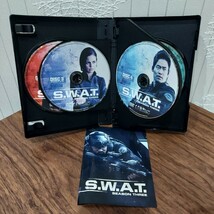 DVD ソフトシェル S.W.A.T. BOX スワット 映画 海外ドラマ 洋画 アクション 特殊部隊 シェマー・ムーア シーズン1 シーズン2 シーズン3_画像6