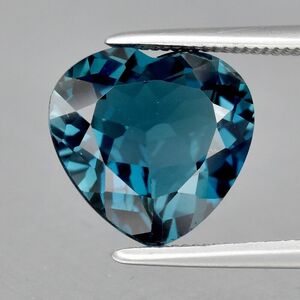 No.437 ハートカット ロンドンブルートパーズ 約3.74ct 約10mm×9.7mm ブラジル産