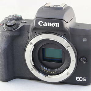 AA (極上美品) Canon キヤノン EOS KiSS M2 ブラック ボディ ショット数1000以下 初期不良返品無料 領収書発行可能の画像2