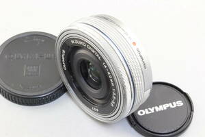 B (並品) OLYMPUS オリンパス M.ZUIKO DIGITAL 14-42mm F3.5-5.6 EZ シルバー 初期不良返品無料 領収書発行可能