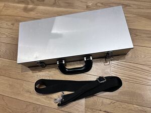  japanese parts shop tackle box aluminium case ( bright li bar o hippopotamus ko)