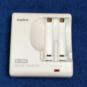 SANYO 　急速充電器　　NC-MDR02（ニッケル水素電池用）