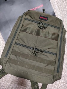 新品 定価22000 BRIEFING リュック AT-SLIM PACK オリーブ グリーン ブリーフィング バックパック 15L