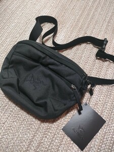  новый товар не использовался Arc'teryx man tis1 черный чёрный ARC'TERYX сумка на плечо поясная сумка MANTIS 1.5L внутренний стандартный товар 