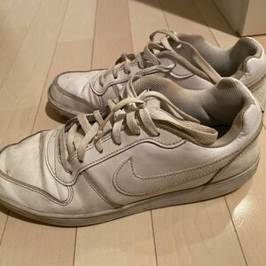 NIKE スニーカー　27