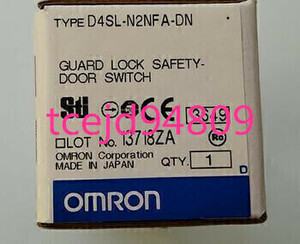 新品　OMRON/オムロン 　D4SL-N2NFA-DN　小形電磁ロック セーフティドアスイッチ　　 保証付き　