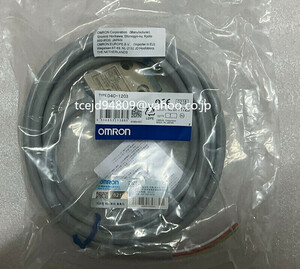 新品　OMRON/オムロン 　D4C-1203　小形リミットスイッチ　10個　 保証付き