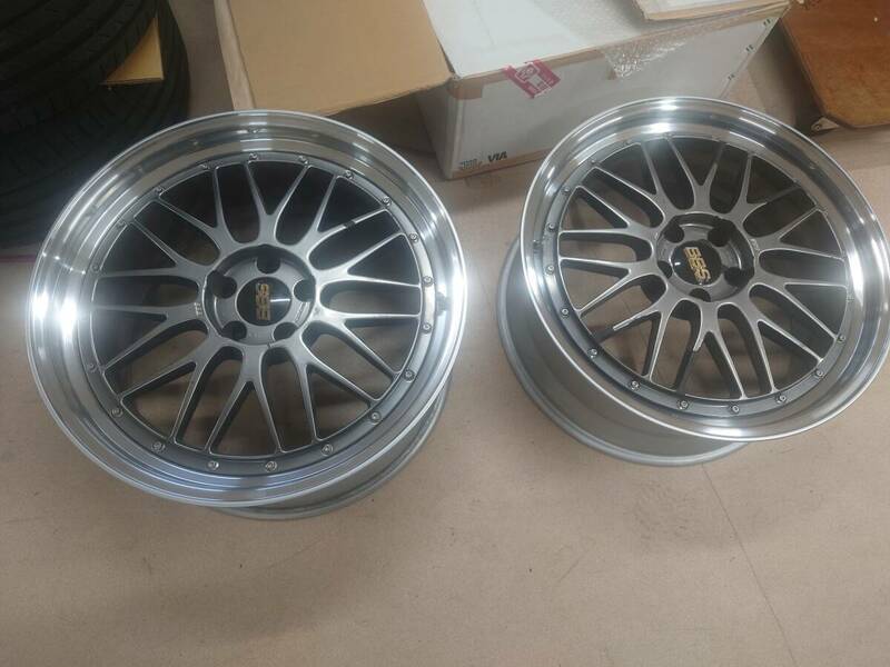 BBS LMチャンピオンモデル