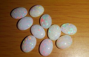 オーストラリア産　オパール　遊色効果綺麗！　7×5MM 4.55CT 天然オパール　australian opal 10PCS 