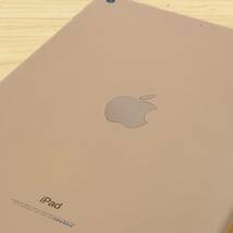 Apple iPad 第6世代 MRJN2J/A ゴールドモデル！ 32GB Wi-Fi Touch ID搭載！元箱/Lightningケーブル/USB電源アダプタ付属_画像5