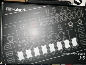 ROLAND J-6 CHORD SYNTHESIZER AIRA COMPACT コードシンセサイザー シーケンサー