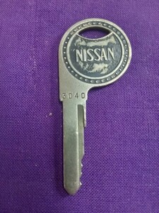  old car, Nissan,NISSAN, length eyes Gloria? key, key, retro,.. for, Vintage, Showa era. car, key holder, interior, old key, objet d'art 