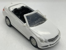 ■★ジョージア　メルセデス・ベンツ　ダイキャストオープンカー　3　Mercedes-Benz　E-Class　Cabriolet_画像3