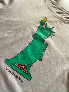 【完売アイテム】AIR JORDAN STATUE OF LIBERTY CHARACTER NEW YORK CITY サイズM