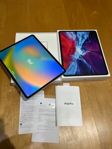 iPad Pro 12.9インチ 第4世代Wi-Fi256GB 2020年春モデル MXAU2J/A ［シルバー］