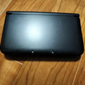 任天堂 3DSLL　本体　ブラック