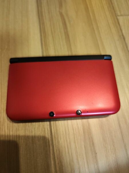 ニンテンドー　3DSLL　本体　 レッド×ブラック