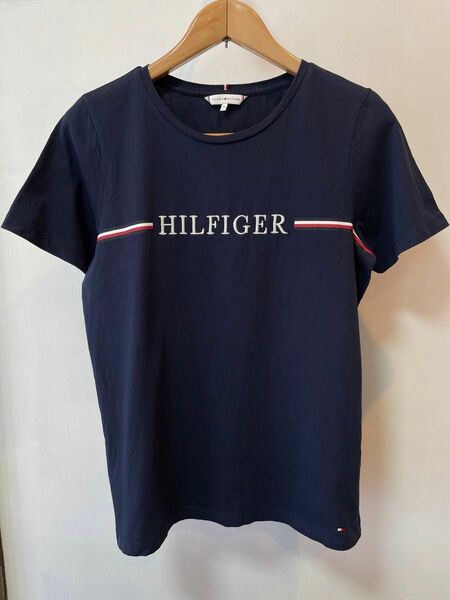 Tシャツ　トミーヒルヒィガー　TOMMY HILFIGER