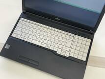 ■ジャンク品 FUJITSU /LIFEBOOK A5510/ Corei3-10110U■■_画像3