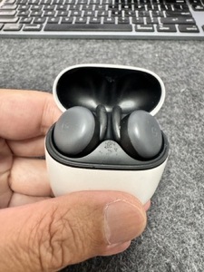 Google Pixel Buds [Almost Black] GA01478-UK