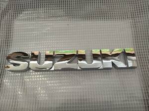 【送料込】SUZUKI(スズキ) 3Dエンブレム(両面テープ付) メッキシルバー 縦2.5cm×横15.2cm プラスチック製
