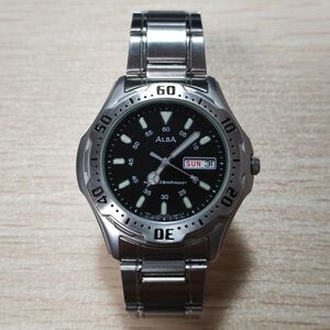 稼働良品 SEIKO ALBA デイデイト 10気圧防水 メンズ クォーツ腕時計