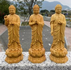  beautiful goods * tree carving ..... image medicine ....... three .. image ru gong - comb . Buddhist image ornament 