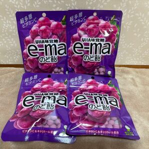 ＵHA 味覚糖　e-maのど飴 グレープ　50g 4個