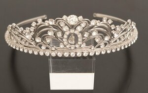 p2175 used!! Tiara 