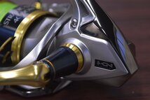 【程度良好☆1スタ】シマノ 18 ストラディック SW 4000HG SHIMANO STRADIC ヒラスズキ SLJ ライトショアジギング等に（CKN_O1）_画像4