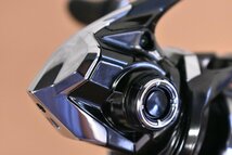 【1スタ☆美品】シマノ 23 ヴァンキッシュ C2500S SHIMANO Vanquish スピニングリール エギング ロックフィッシュ ライトゲーム 等に CKN_画像7