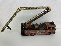 H049-S3-14331 当時物 昭和レトロ ファイヤーエンジン消防車 ジャンク 現状品①_画像8