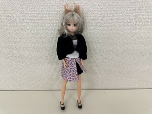 H023-Y31-1176 タカラ TAKARA TOMY リカちゃん 人形 着せ替え人形 I20 現状品①