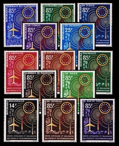 bα14yCD114‐3　共通デザイン1963年　アフリカ郵便連合・13枚完