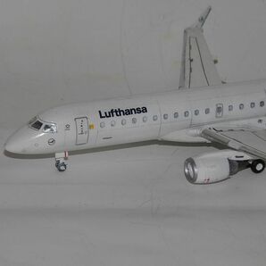 1/144 ルフトハンザドイツ航空 エンブラエル ERJ190 完成品の画像4