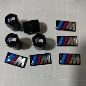 黒角 BMW ///M performanceホイール エアバルブキャップ ミニエンブレム E36 E46 E90 E91 E92 E93 F30 F31 F34 E60 F07 F10 F11の画像1