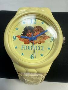 Ｌ466　稀少・レア　腕時計　FIORUCCI/フィオルリッチ　F7008 　ITALY/イタリア　3針　ラウンド　アナログ　エンジェル　天使　イエロー