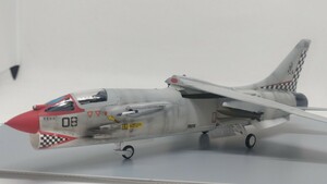エリア88 ハセガワ 1/72 F-8E クルーセイダー ボリス機 塗装済み完成品