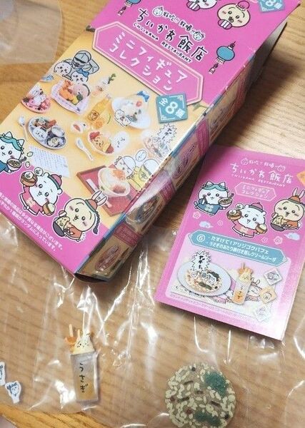 ⑥たすけて！アリジゴクパフェ うさぎのあたり棒付き推しクリームソーダ ちいかわ飯店ミニフィギュアコレクション 