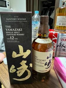 シングルモルトウイスキー 　ノンエイジ山崎700ml 瓶　　　　山崎12年箱付き