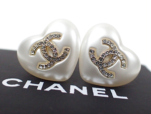 1ND 美品 CHANEL シャネル ハート ココマーク ピアス AB7011 B06560 NF085 箱付き 2022年購入