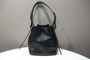 ルイヴィトン LOUIS VUITTON プチノエ M40842 ブラック エピ ショルダーバッグ 肩掛け 中古 ランクAB BRB・バッグ・財布