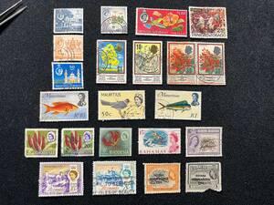 * stamp * abroad / foreign / world * used * England ./ Britain ./.. ground /7 pieces country 22 sheets * Elizabeth woman .*1960 period Vintage / collection / old stamp 