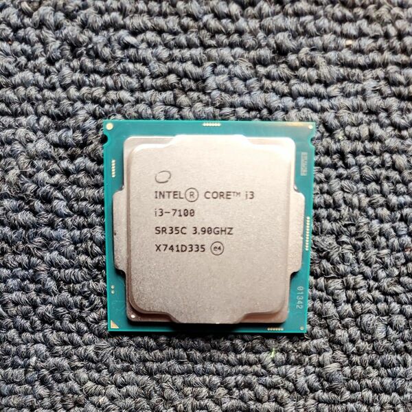 Intel Core i3 7100 CPU 動作確認済み