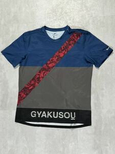 GYAKUSOU NIKE x UNDERCOVER タスキ　tシャツ