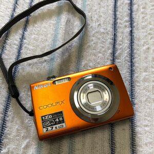 Nikon ニコン COOLPIX S3000 ジャンク品