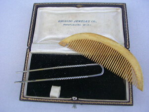 * old . made .( comb ).( ornamental hairpin ) furthermore beautiful .? case attaching .