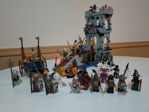 LEGO レゴ お城シリーズ 7079「黄金騎士の塔」＋7078「王様の戦闘馬車」＋その他ミニフィグセット