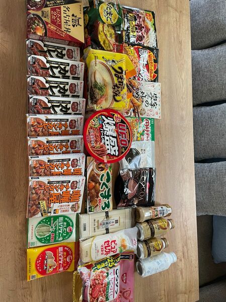 即決 訳あり　食品28点セット　グラノーラ　激辛　カレー　ラーメン　素麺　ココア　キューピー　レトルト食品　福袋 まとめ売り